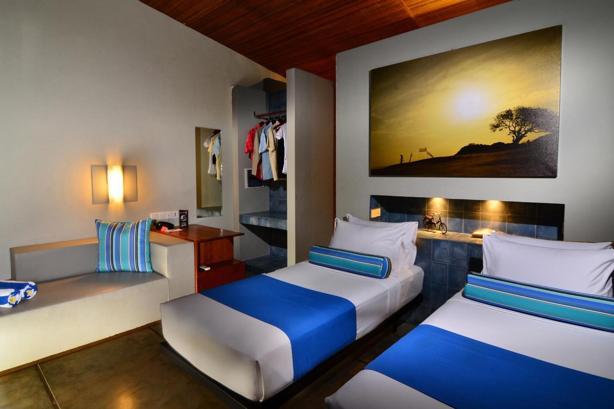 Hotel Komune And Beach Club Bali Керамас Екстер'єр фото